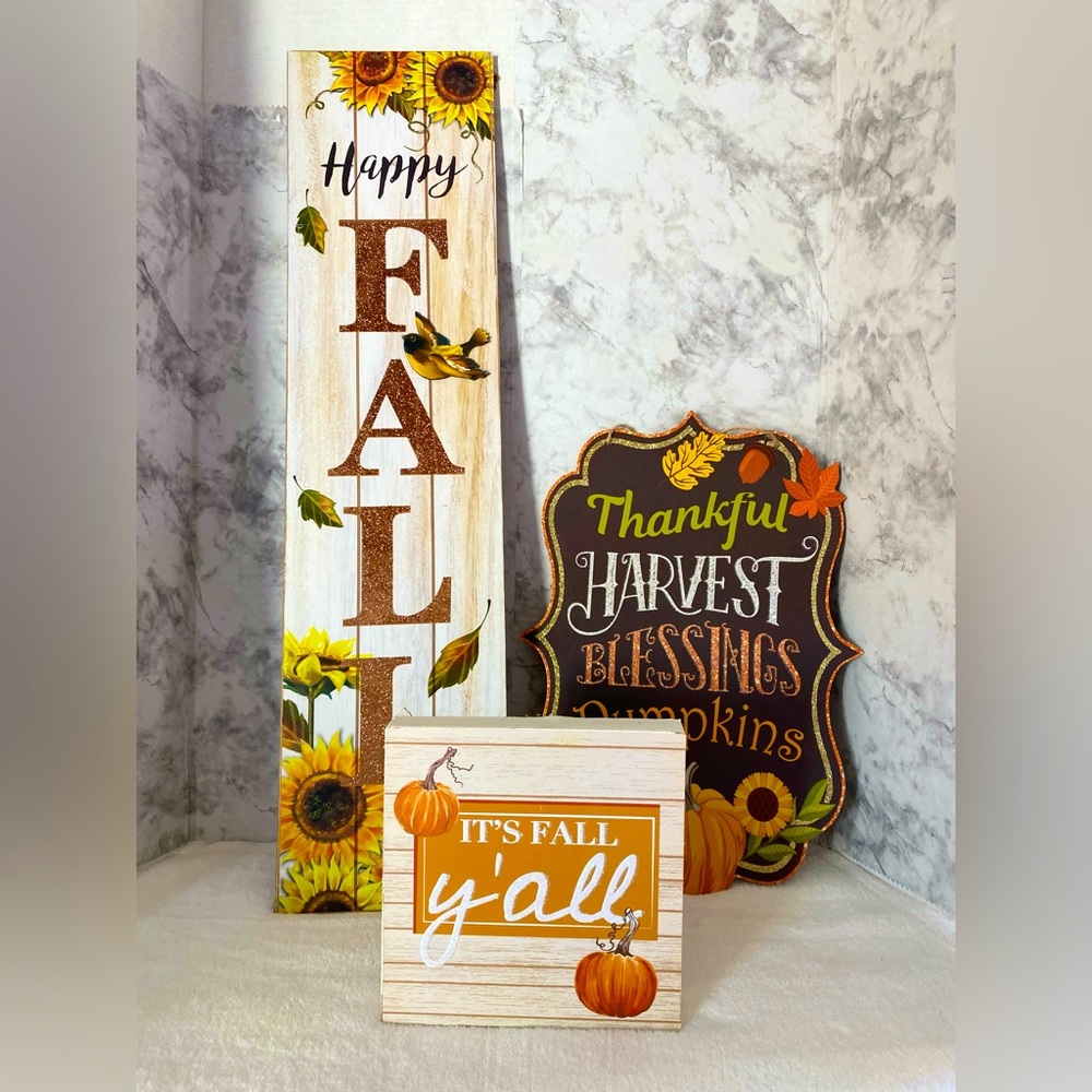 NWT Fall 3 Piece Bundle 2 Hanging Signs and 1 Shelf Sitter